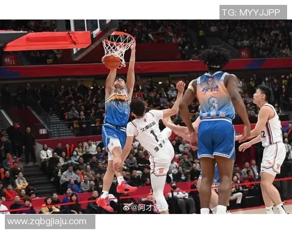 2017年CBA季后赛上海队对阵新疆队精彩回顾与赛况分析