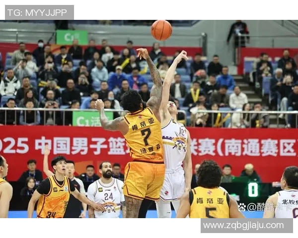 CBA焦点对决山西汾酒迎战北京首钢双方争夺季后赛席位的关键战役