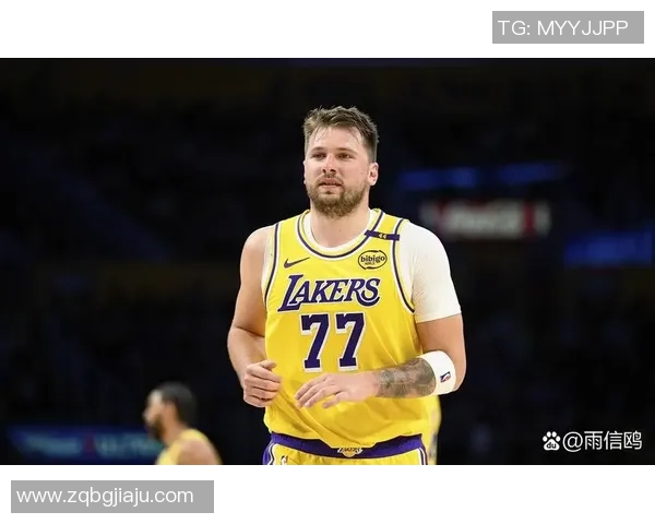 东契奇与约基奇激情对决斯洛文尼亚险胜塞尔维亚晋级国际赛决赛